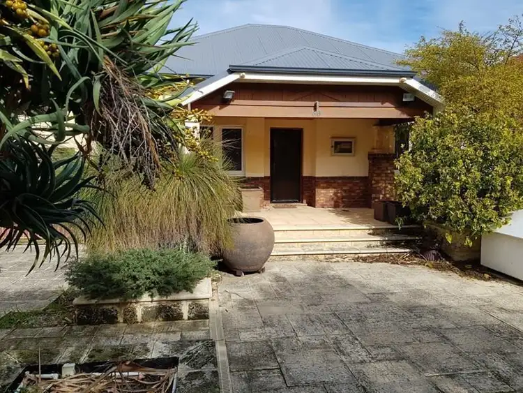 33 Hawkstone Street, Cottesloe WA 6011