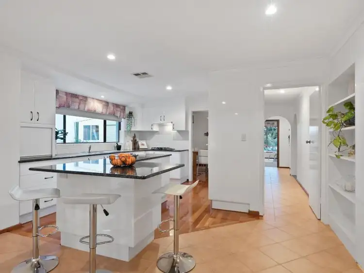 35 Quilter Drive, Duncraig WA 6023