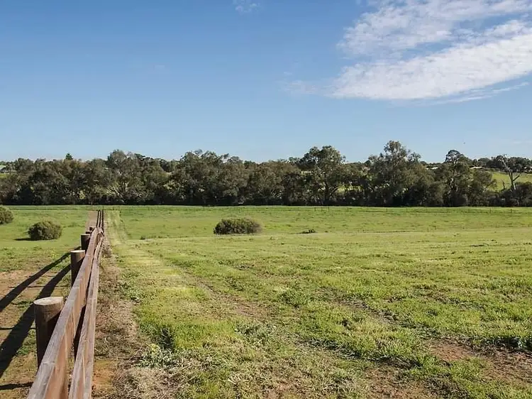 98 Septimus View, Middle Swan WA 6056