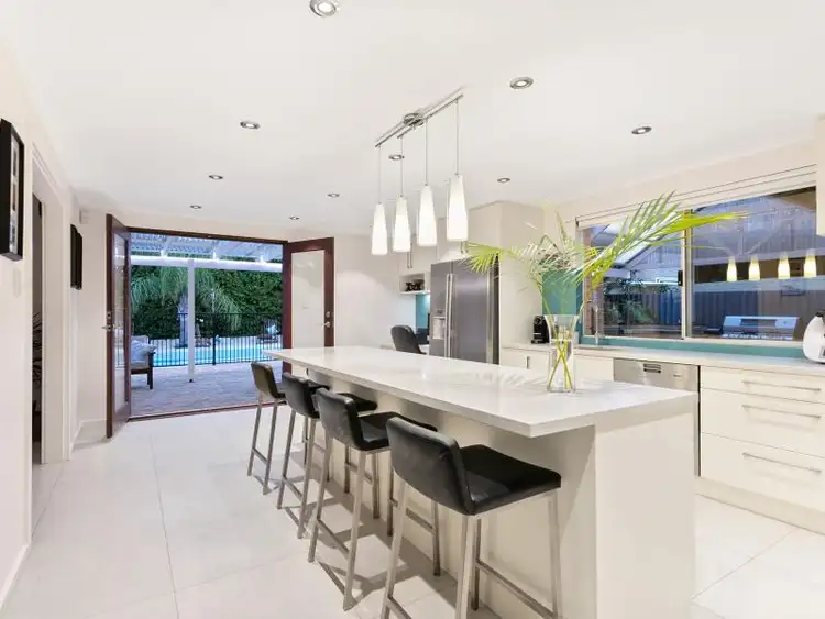 4 Guinevere Way, Carine WA 6020