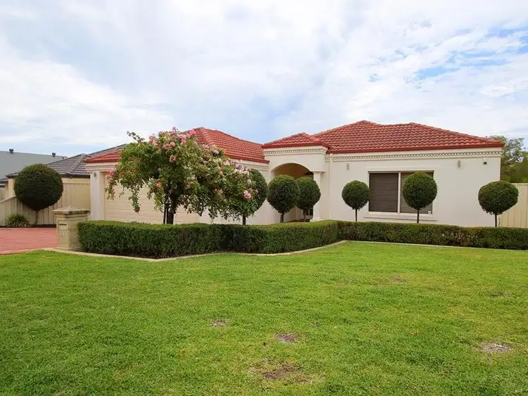 24 Forillion Avenue, Bibra Lake WA 6163