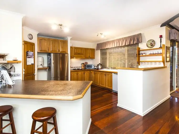 Seventh view of Homely house listing, 6 Carabeen Place, Halls Head WA 6210
