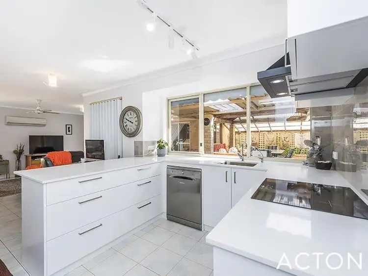 Fourth view of Homely house listing, 9 Parkwater Cove, Halls Head WA 6210