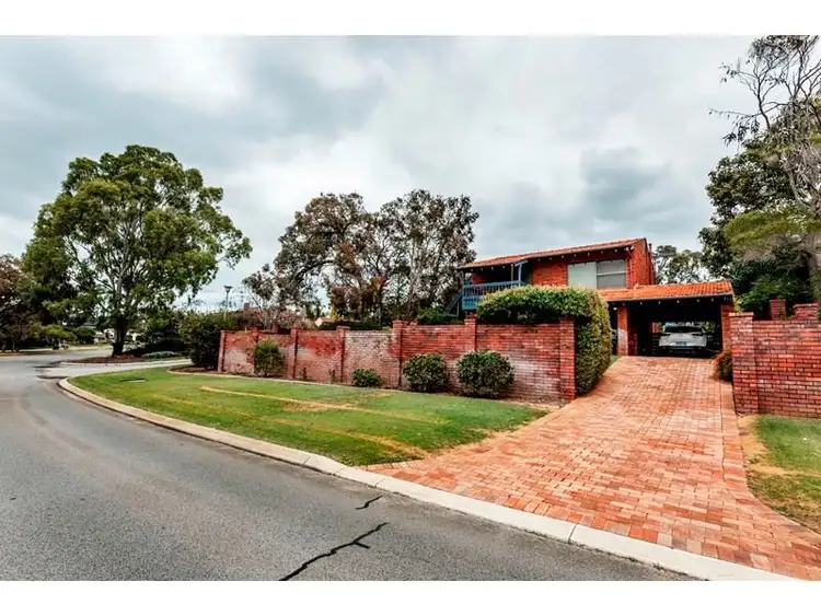 3 Isham Close, Carine WA 6020