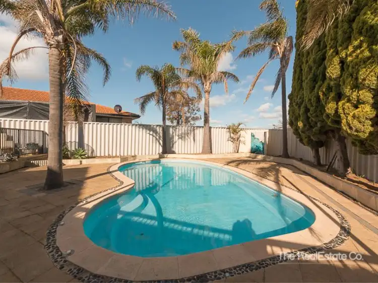 7 Japonica  heights, Halls Head WA 6210