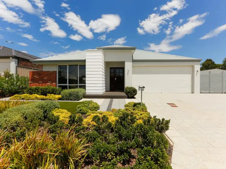 Main view of Homely house listing, 52 Windrow Grove, Whitby WA 6123