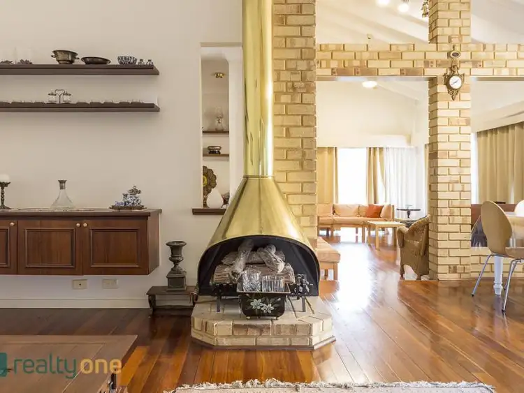 Sixth view of Homely house listing, 5 Klein Court, Winthrop WA 6150