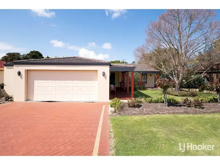 12 Lombard Street, Leeming WA 6149