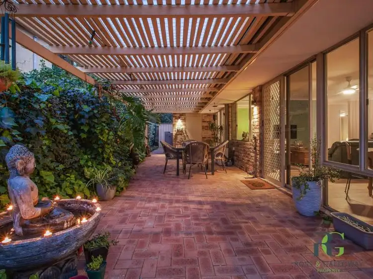 5B Swan Road, Attadale WA 6156