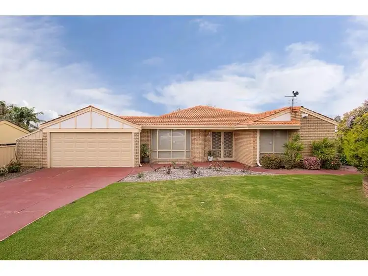 18 Blaize Close, Leeming WA 6149