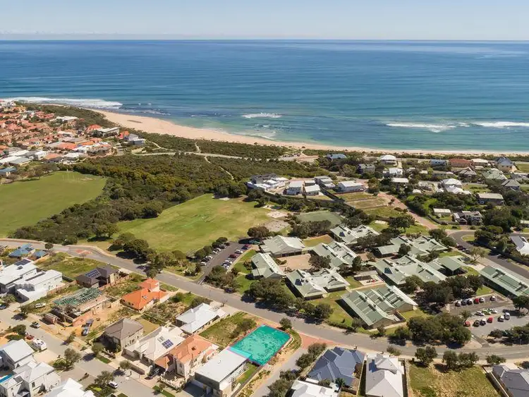 45 Baloo Crescent, Wannanup WA 6210