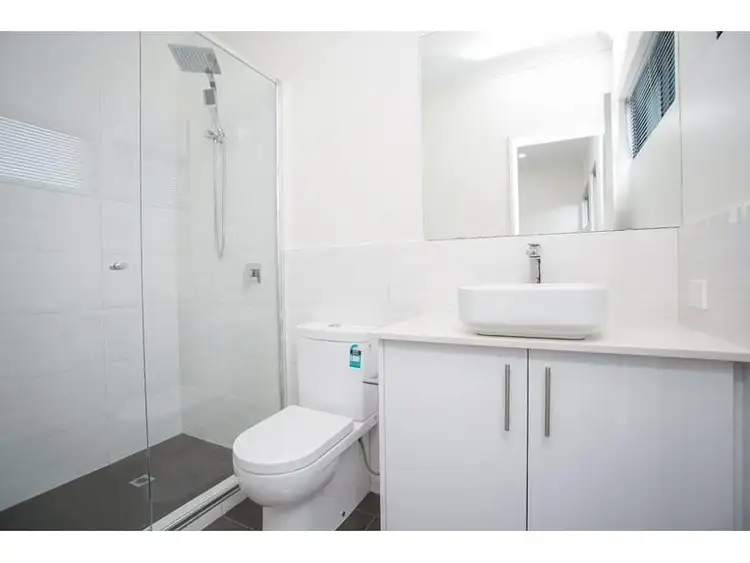 Fifth view of Homely villa listing, 1/136 Keymer Street, Belmont WA 6104