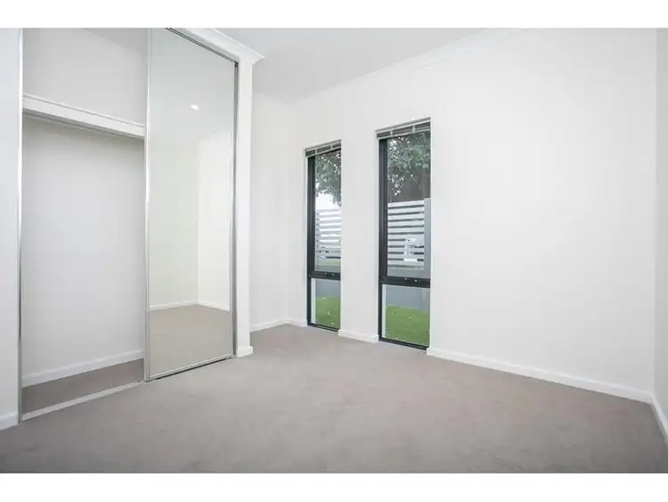 Sixth view of Homely villa listing, 1/136 Keymer Street, Belmont WA 6104