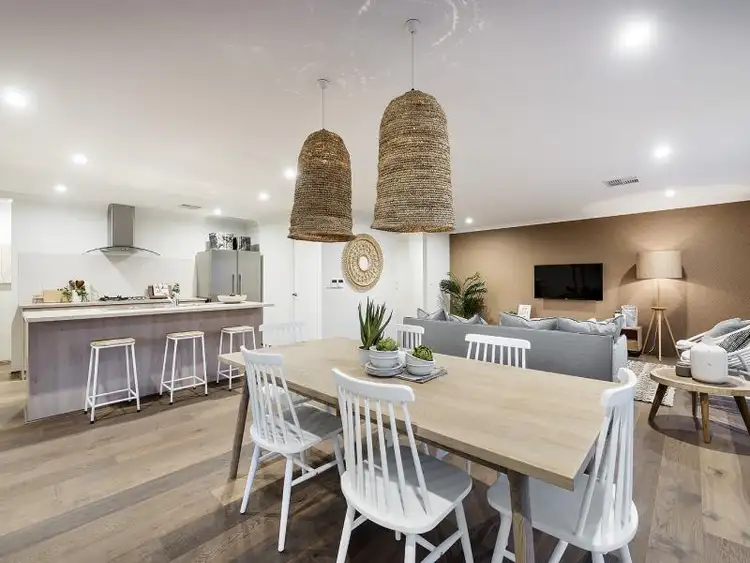 Sixth view of Homely house listing, 39 Windrow Grove, Whitby WA 6123