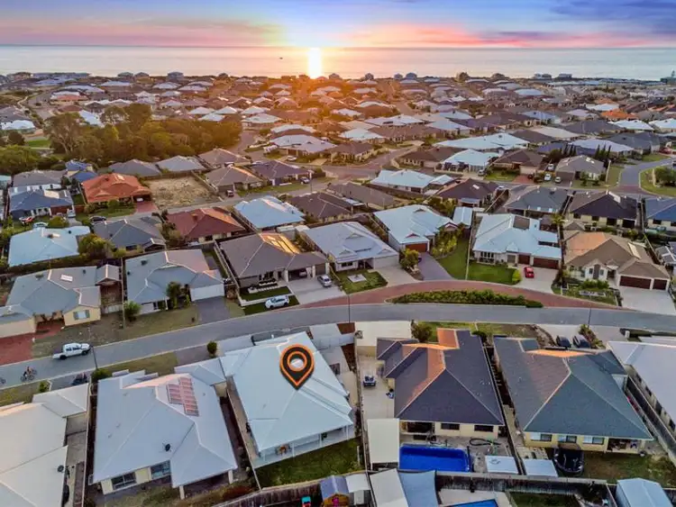 Second view of Homely house listing, 20 Senecio Way, Halls Head WA 6210
