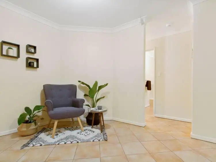 Sixth view of Homely house listing, 5 Elfa Court, Alexander Heights WA 6064
