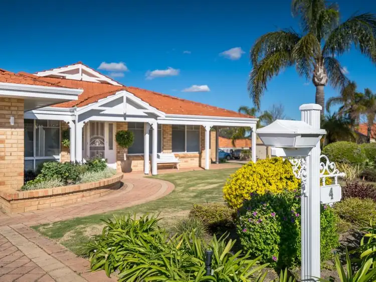 4 Ormond Court, Woodvale WA 6026