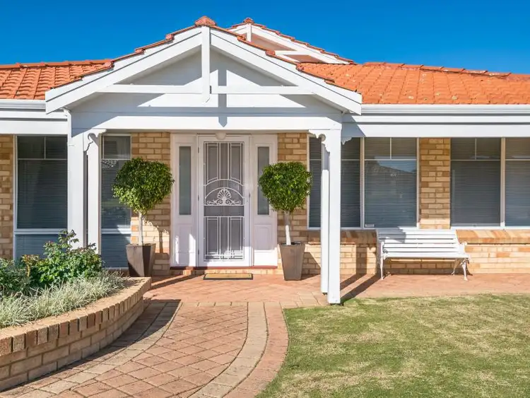 Second view of Homely house listing, 4 Ormond Court, Woodvale WA 6026
