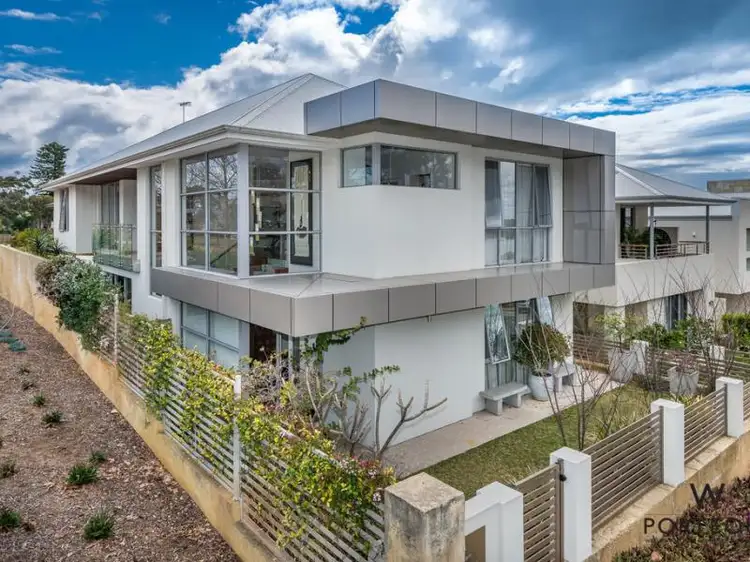 8A Devon Road, Swanbourne WA 6010