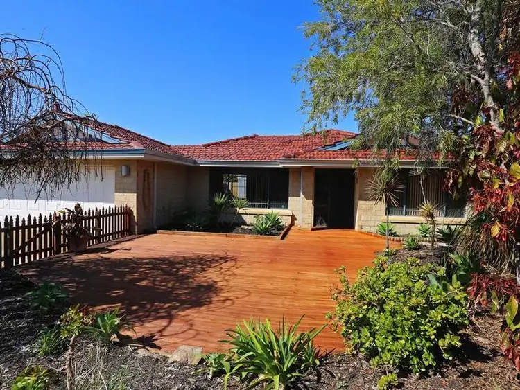 3 Pelican Place, Dudley Park WA 6210