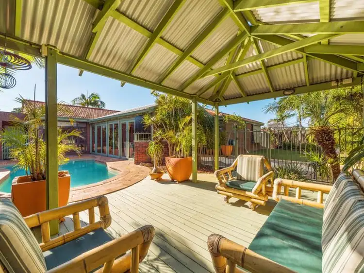 30 Fagence Way, Thornlie WA 6108