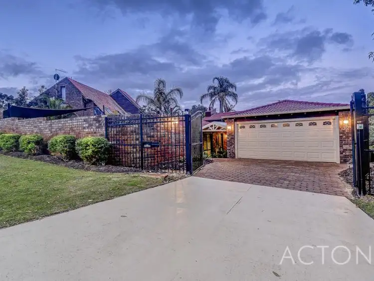 32 Stanbury Way, Booragoon WA 6154