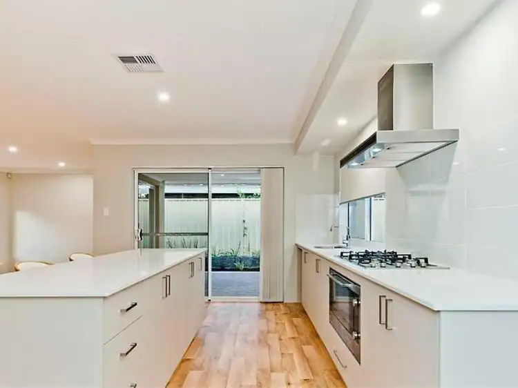Sixth view of Homely house listing, 19 Kambalda Way, Kewdale WA 6105