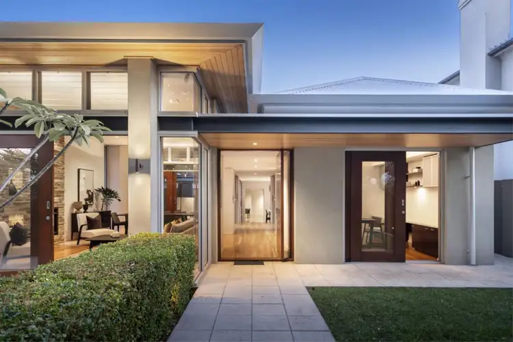 9 Alexandra Avenue, Claremont WA 6010