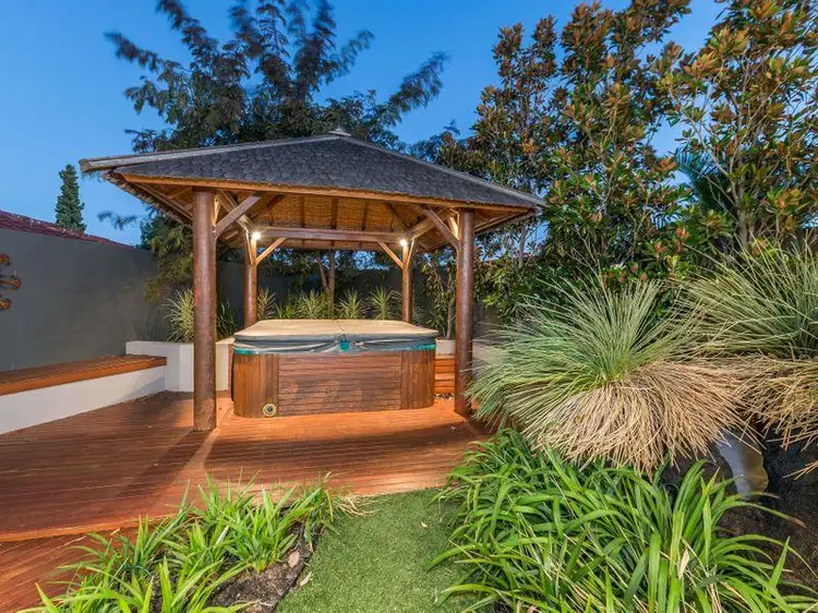 37 Conochie Crescent, Manning WA 6152