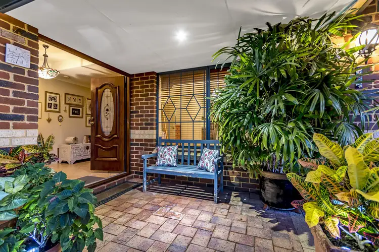 6 Conrad Way, Currambine WA 6028