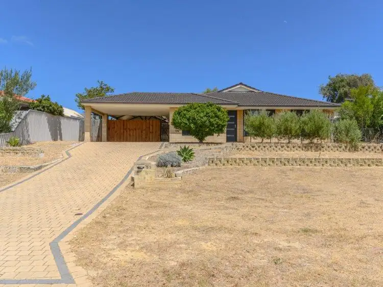 33 Moorpark Avenue, Yanchep WA 6035