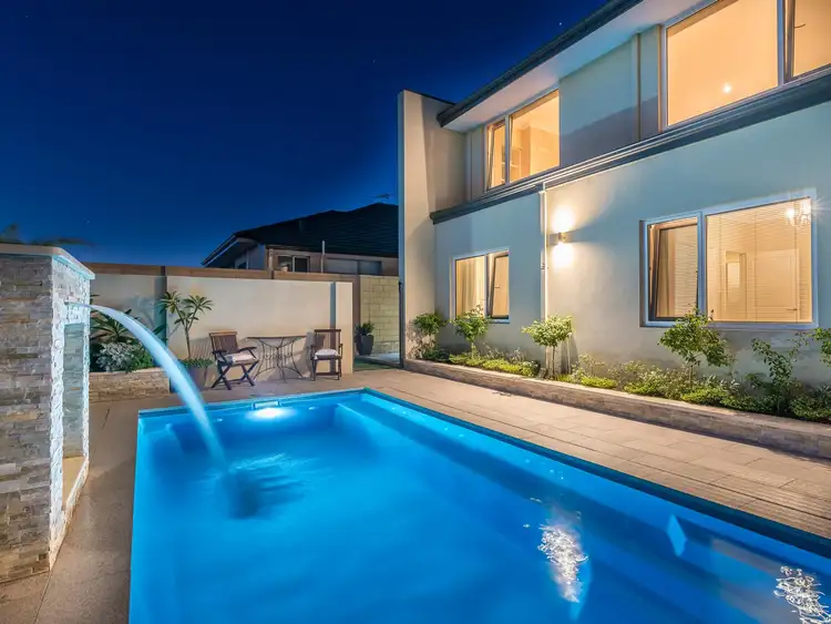 25 Whitehorses Drive, Burns Beach WA 6028