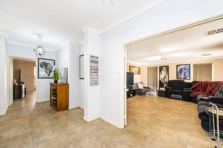 Fifth view of Homely house listing, 200 Ridgewood  Loop, Bullsbrook WA 6084