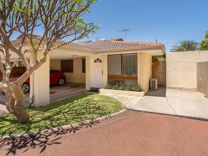 Main view of Homely unit listing, 5/22 Drabble Road, Scarborough WA 6019
