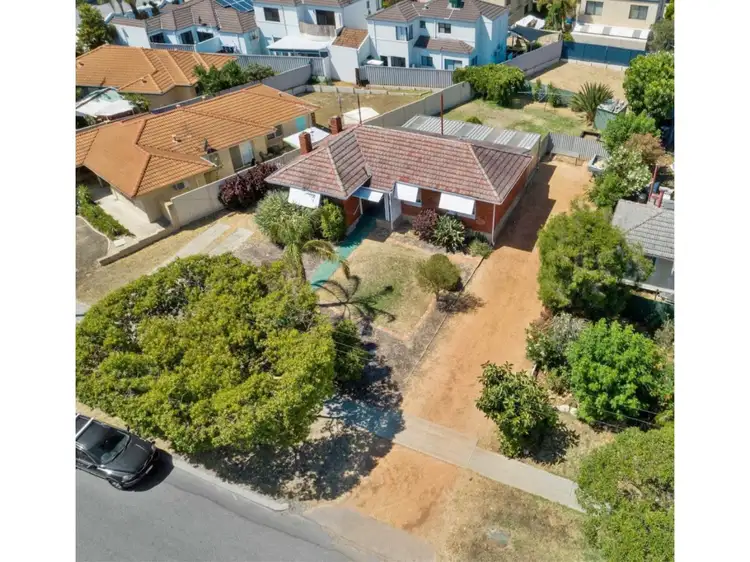 Fourth view of Homely house listing, 33 Albemarle Street, Scarborough WA 6019