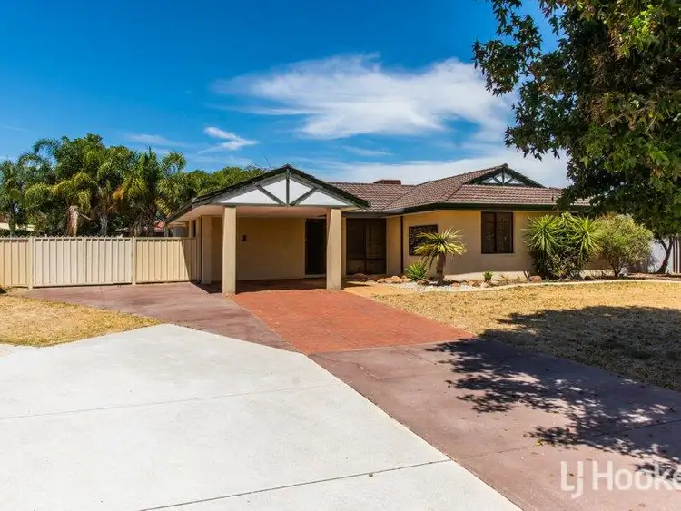 8 Rosella Place, Gosnells WA 6110