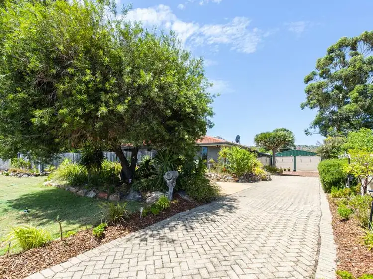 41 Aralia Way, Forrestfield WA 6058