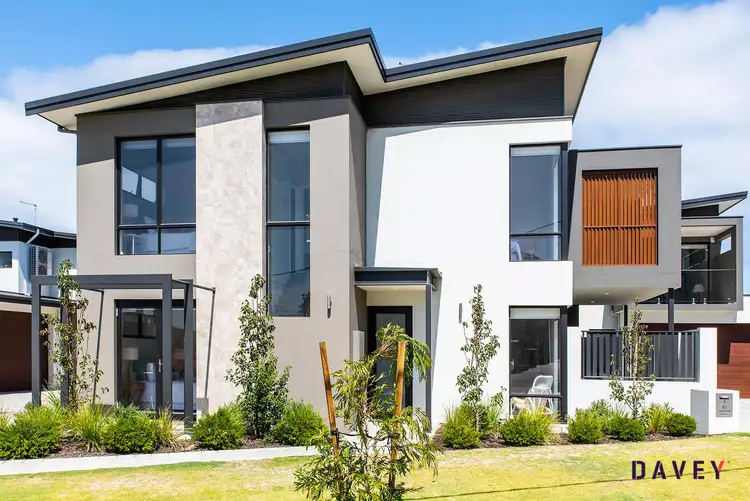 Sixth view of Homely townhouse listing, 1/61 Kempenfeldt Avenue, Sorrento WA 6020