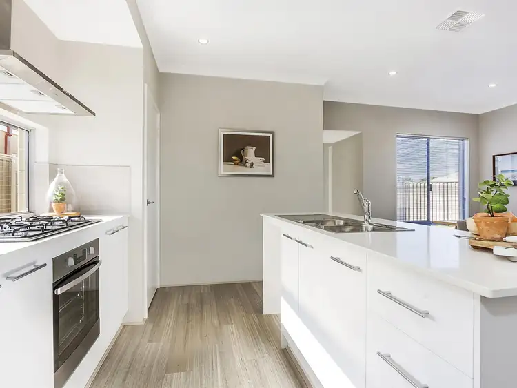 Fourth view of Homely house listing, 21 Furioso Green, Baldivis WA 6171