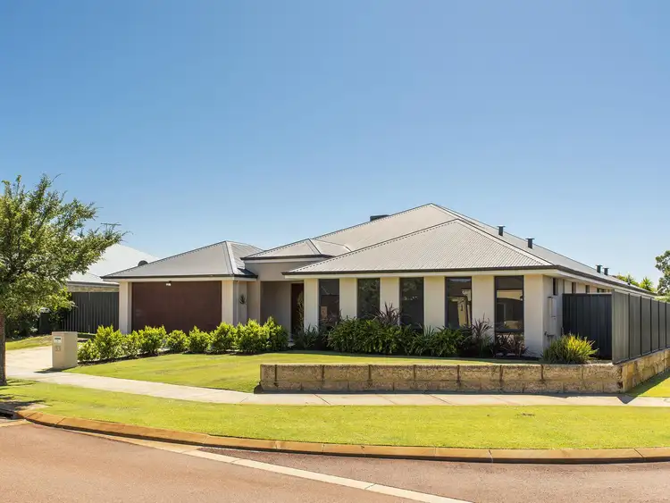 24 Kyneton Parkway, Aveley WA 6069