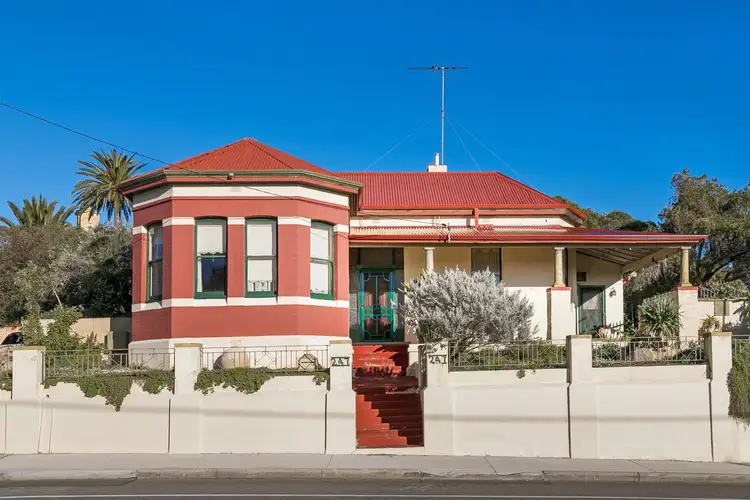 247 High Street corner of Bateman, Fremantle WA 6160