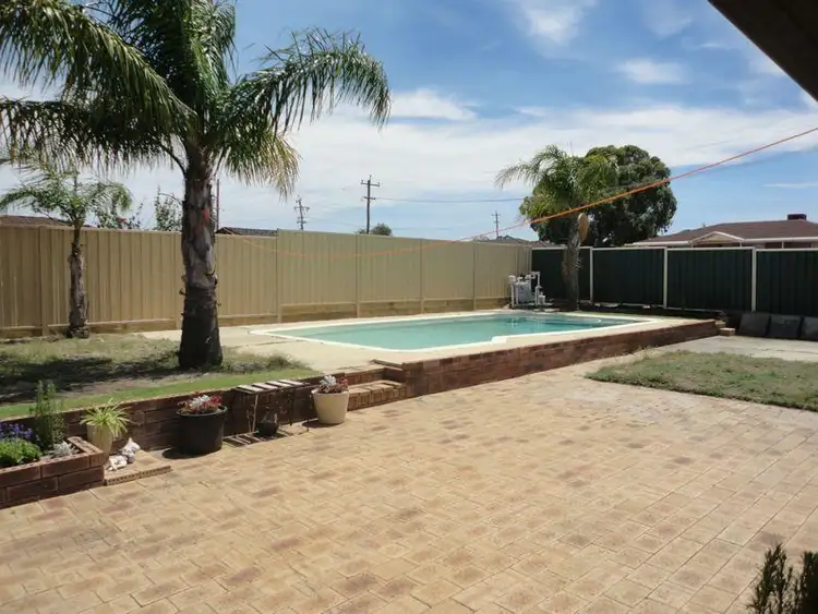 1 Magpie Place, Gosnells WA 6110