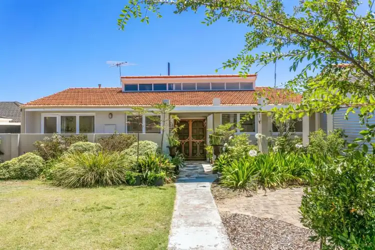 24 Dampier Avenue, City Beach WA 6015