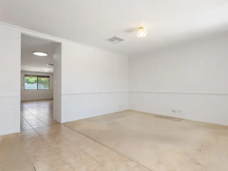 Fourth view of Homely house listing, 2 Cherniss Court, Success WA 6164