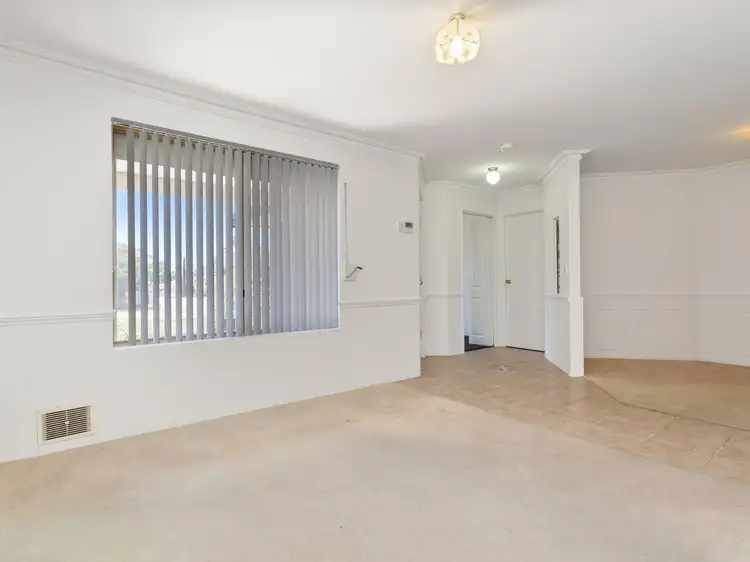 Fifth view of Homely house listing, 2 Cherniss Court, Success WA 6164