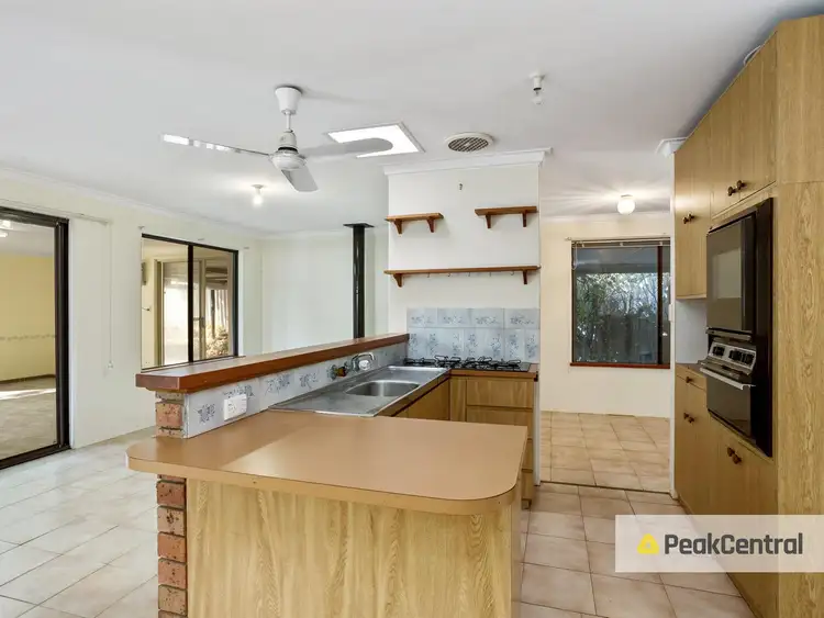 Seventh view of Homely house listing, 11 Grassbird Loop, Yangebup WA 6164
