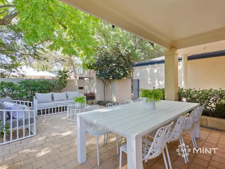 2 Goldsmith Road, Claremont WA 6010