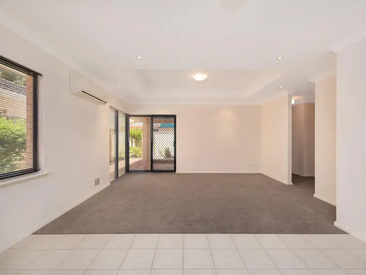 Sixth view of Homely villa listing, 19/3 Lomandra Place, Wannanup WA 6210