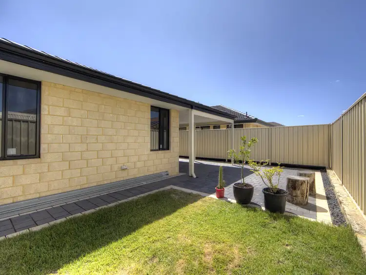 Fourth view of Homely house listing, 90 Fennell Crescent, Wattle Grove WA 6107