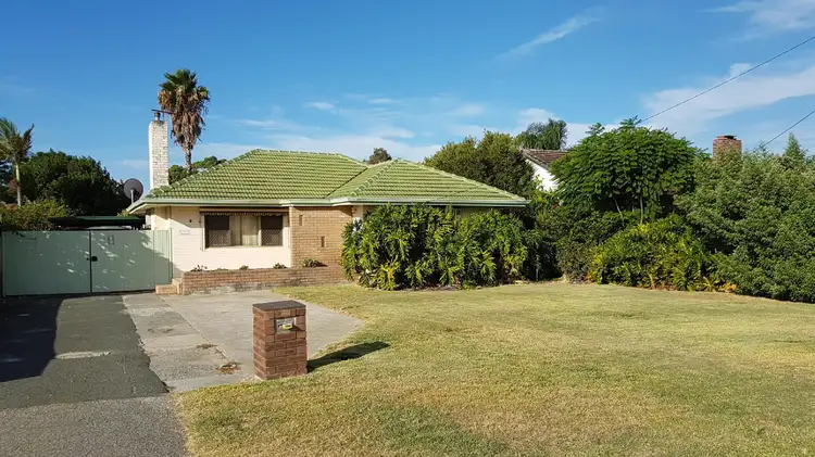 9 Kelly Street, Cloverdale WA 6105